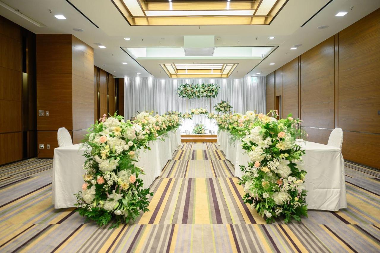 Courtyard By Marriott Seoul Times Square Hotell Eksteriør bilde