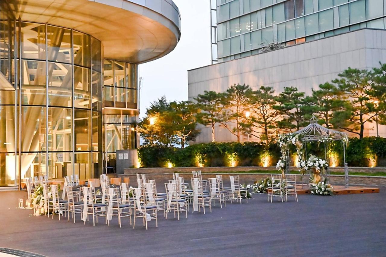 Courtyard By Marriott Seoul Times Square Hotell Eksteriør bilde